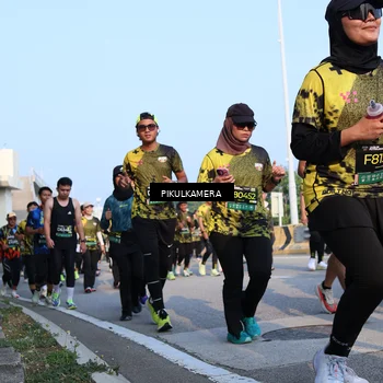 Runner Photo 6312395