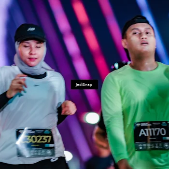 Runner Photo 6312417