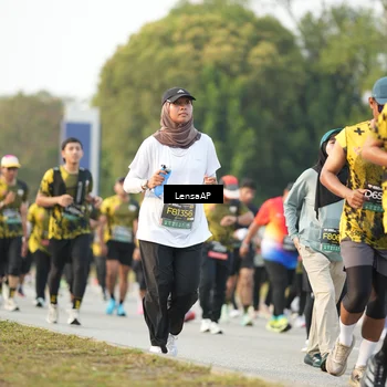Runner Photo 6312484