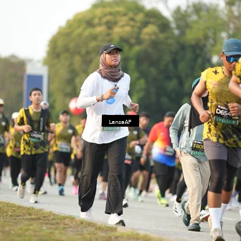 Runner Photo 6312489