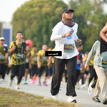 Runner Photo 6312501