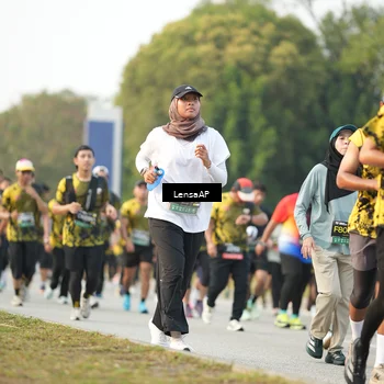 Runner Photo 6312502