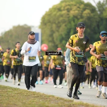 Runner Photo 6312533