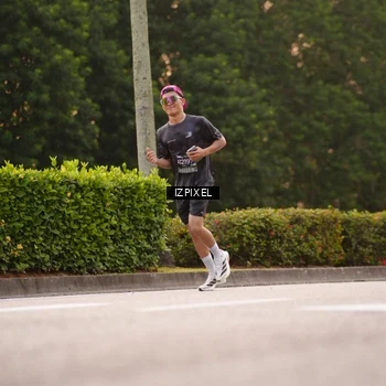 Runner Photo 6312549