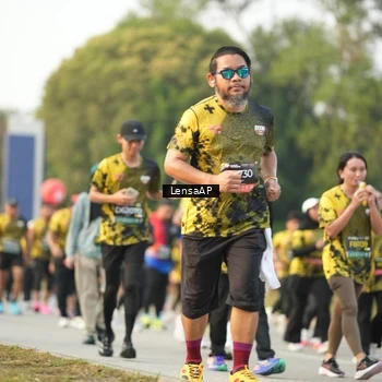 Runner Photo 6312550