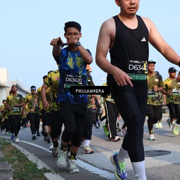 Runner Photo 6312581