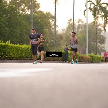 Runner Photo 6312614