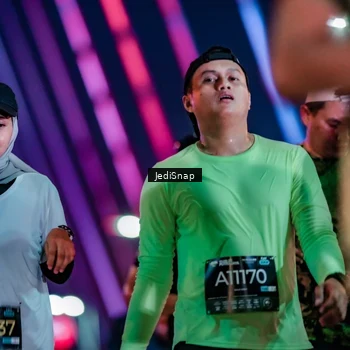 Runner Photo 6312641