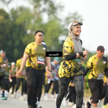 Runner Photo 6312674