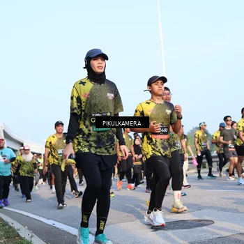 Runner Photo 6312683