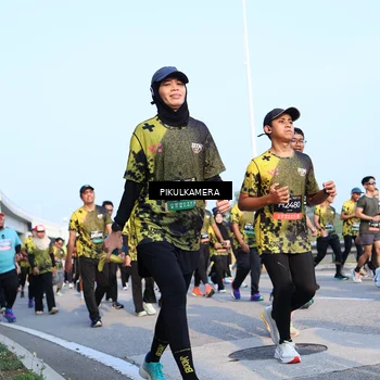 Runner Photo 6312699
