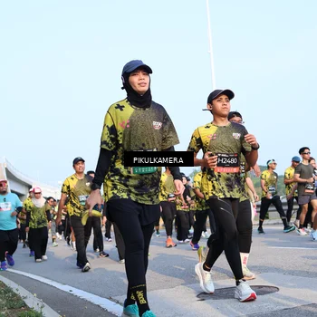 Runner Photo 6312711