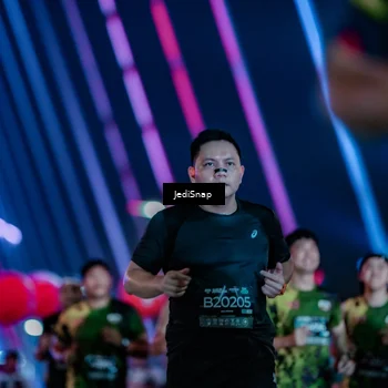 Runner Photo 6312741