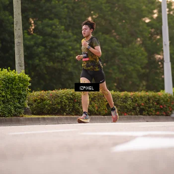 Runner Photo 6312743