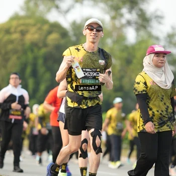 Runner Photo 6312749
