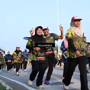 Runner Photo 6312753