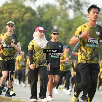 Runner Photo 6312764