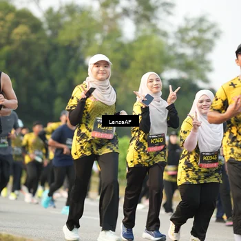 Runner Photo 6312796