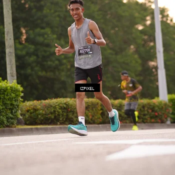 Runner Photo 6312855