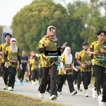 Runner Photo 6312863
