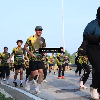 Runner Photo 6312881
