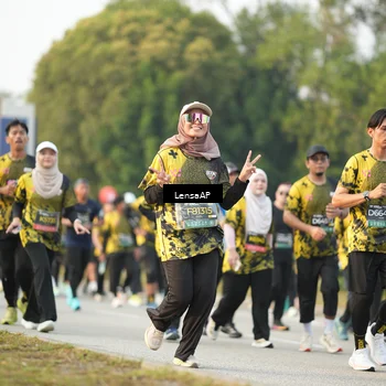 Runner Photo 6312895