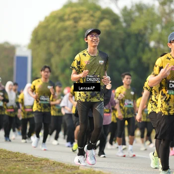 Runner Photo 6312924