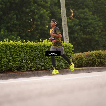 Runner Photo 6312932