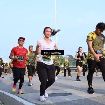 Runner Photo 6312947