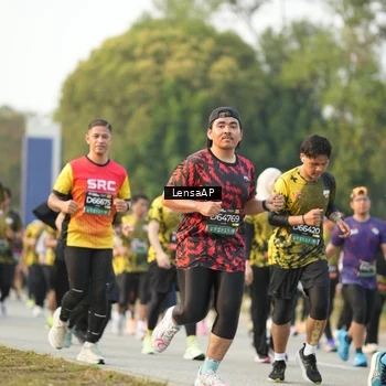 Runner Photo 6312978