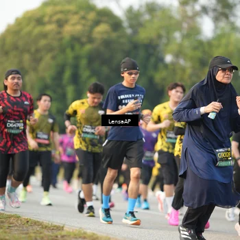 Runner Photo 6313001