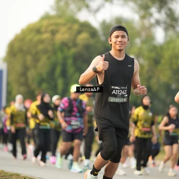 Runner Photo 6313013