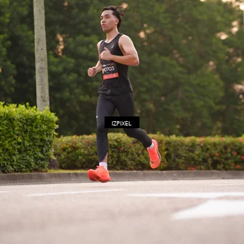 Runner Photo 6313050