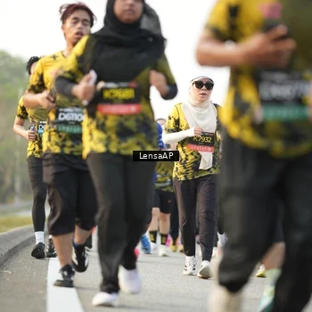 Runner Photo 6313070