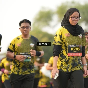 Runner Photo 6313093