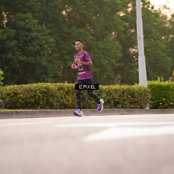 Runner Photo 6313140