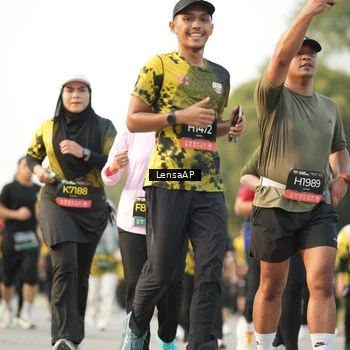 Runner Photo 6313166