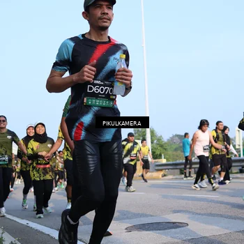 Runner Photo 6313236