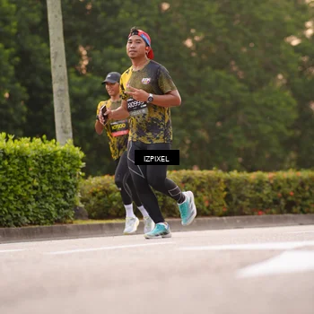 Runner Photo 6313262