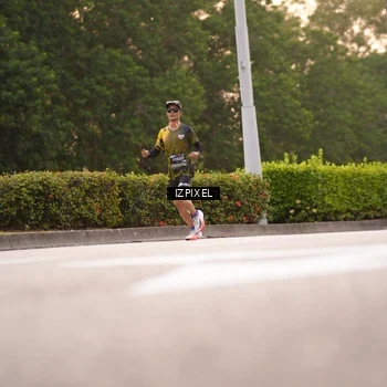 Runner Photo 6313371