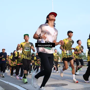 Runner Photo 6313455