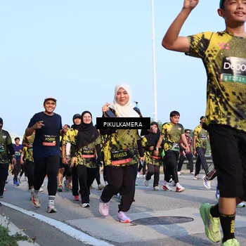 Runner Photo 6313477