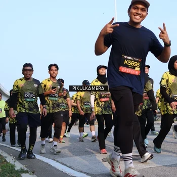 Runner Photo 6313556