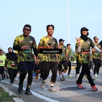 Runner Photo 6313608
