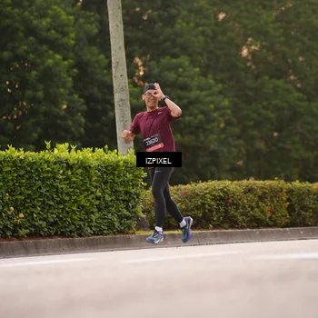 Runner Photo 6313633