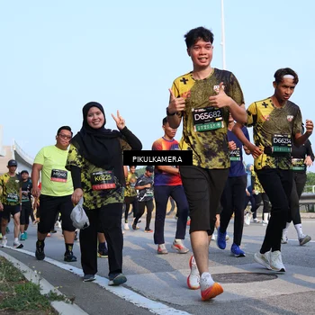 Runner Photo 6313638
