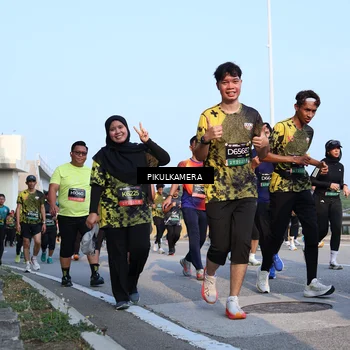 Runner Photo 6313650