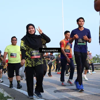 Runner Photo 6313690