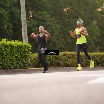 Runner Photo 6313766