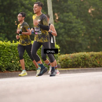 Runner Photo 6313898